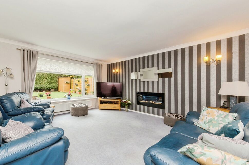 4 bedroom Detached House for sale, Ullswater, Macclesfield, SK11 £425,000