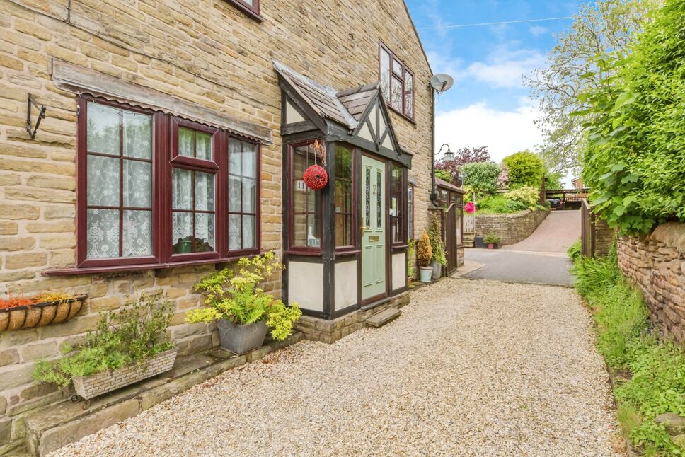 4 bedroom Detached House for sale, Broken Cross, Macclesfield, SK11 £480,000