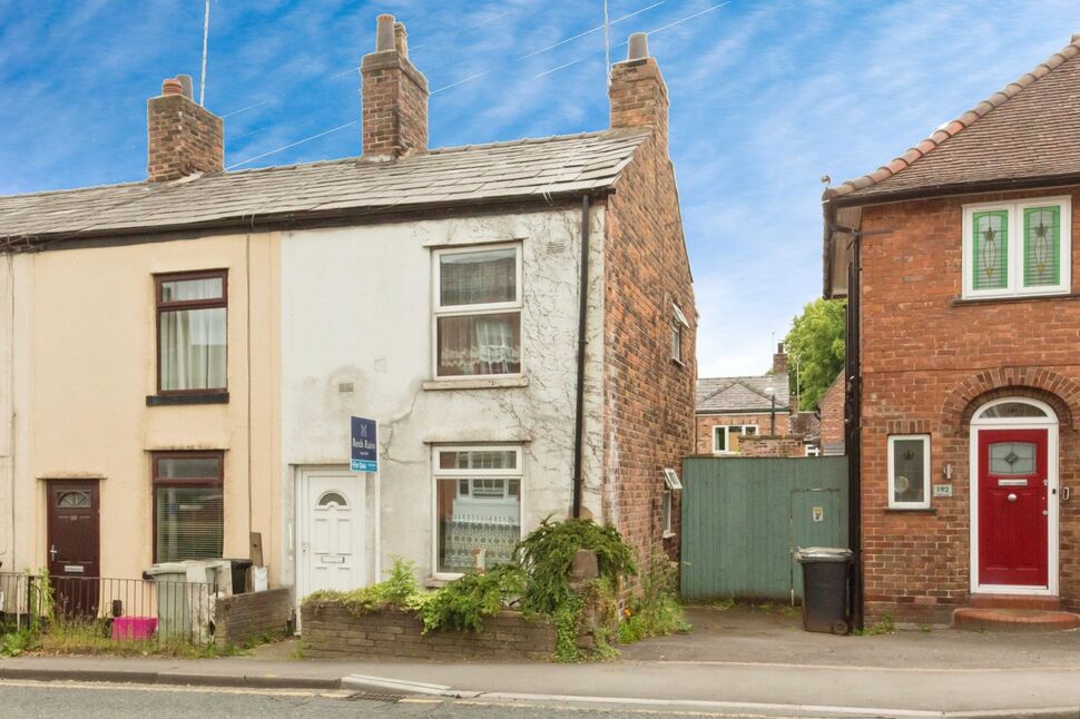 Main image of 2 bedroom End Terrace House for sale, Park Lane, Macclesfield, Cheshire, SK11