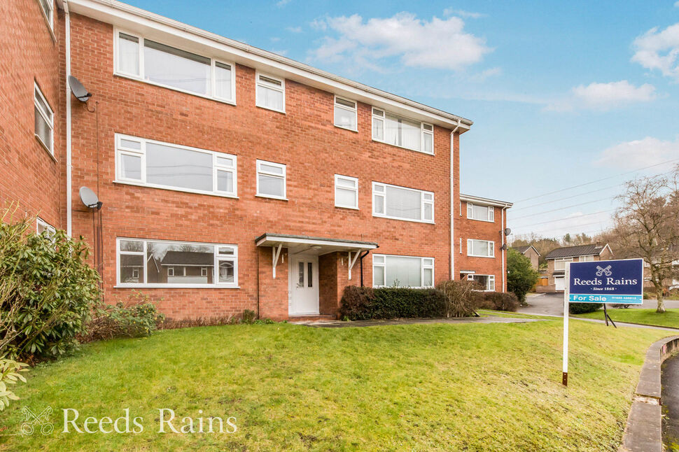 1 bedroom Flat for sale