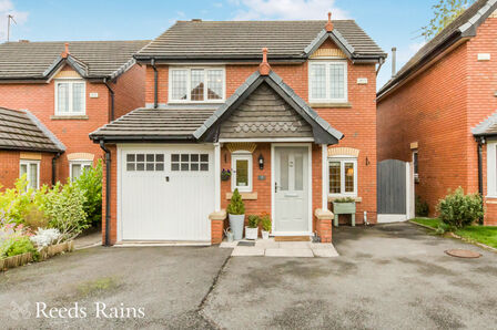 3 bedroom Detached House for sale