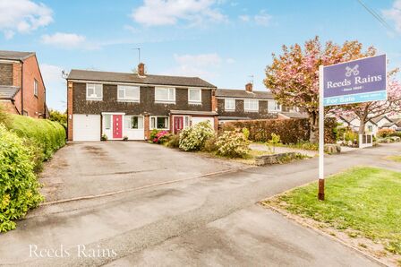 Brocklehurst Way, 3 bedroom Semi Detached House for sale, £350,000
