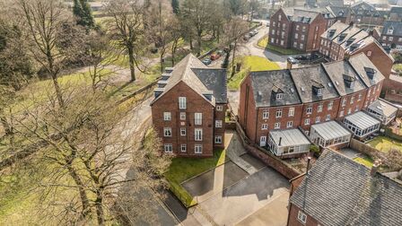 York Street, 2 bedroom  Flat for sale, £199,950