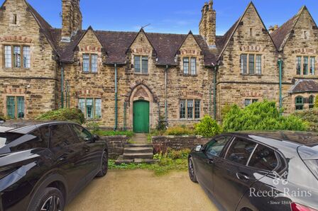 Barracks Square, 1 bedroom Flat to rent, &pound;775 pcm
