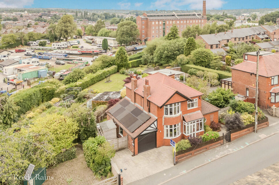 Main image of 3 bedroom Detached House for sale, Black Road, Macclesfield, Cheshire, SK11