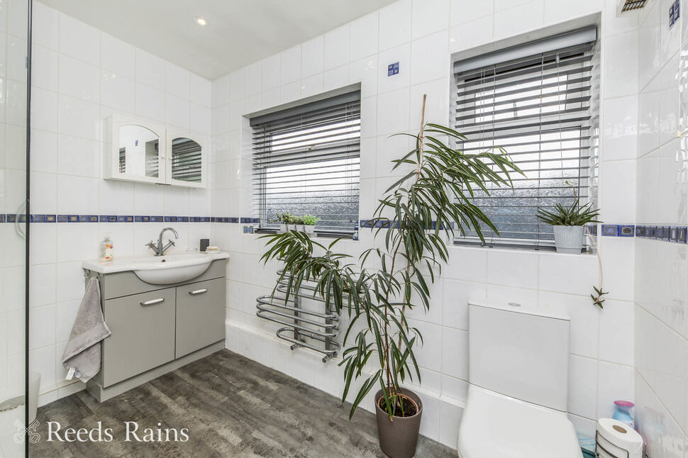 Shower Room / WC