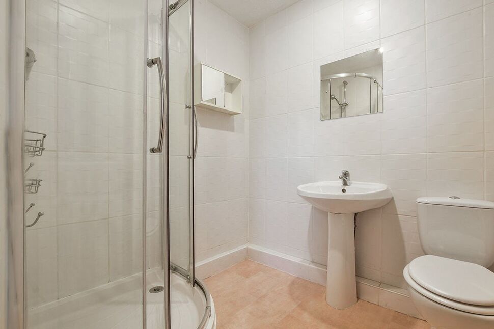 Shower Room / WC