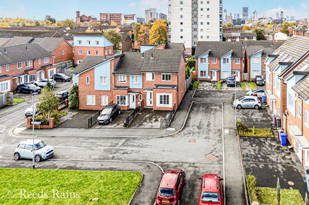 3 bedroom End Terrace House for sale