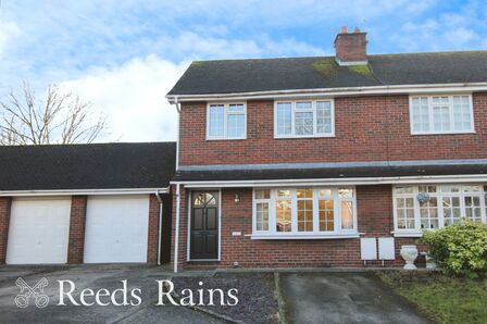 2 bedroom End Terrace House to rent