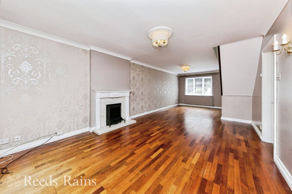 Lounge / Dining Room