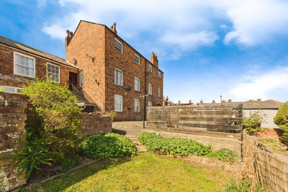 Main image of 1 bedroom Flat to rent, Lord Street, Macclesfield, Cheshire, SK11