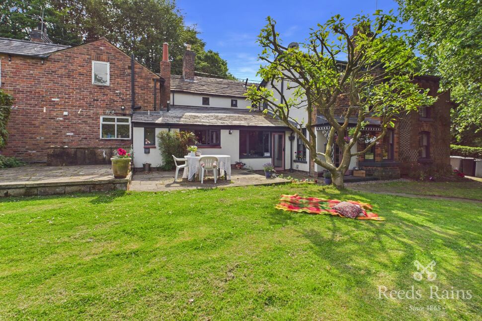 Main image of 5 bedroom Semi Detached House to rent, Dark Lane, Henbury, Cheshire, SK11