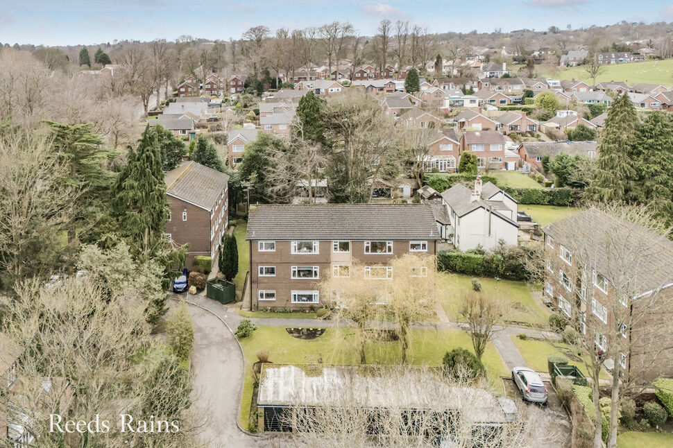 Main image of 3 bedroom Flat for sale, Bollinbrook Road, Macclesfield, Cheshire, SK10
