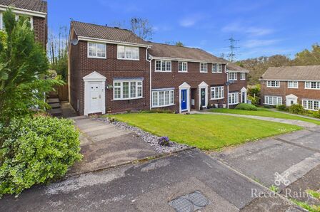 3 bedroom End Terrace House for sale