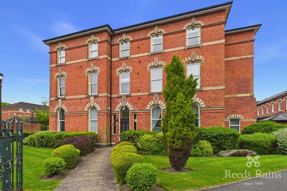 1 bedroom Flat for sale