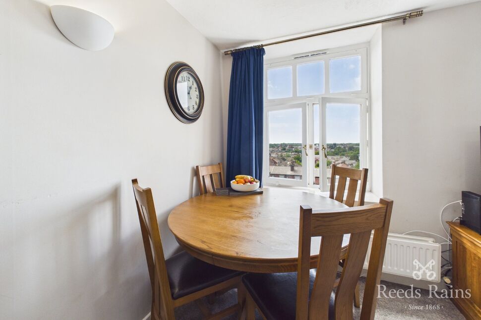 Dining Lounge