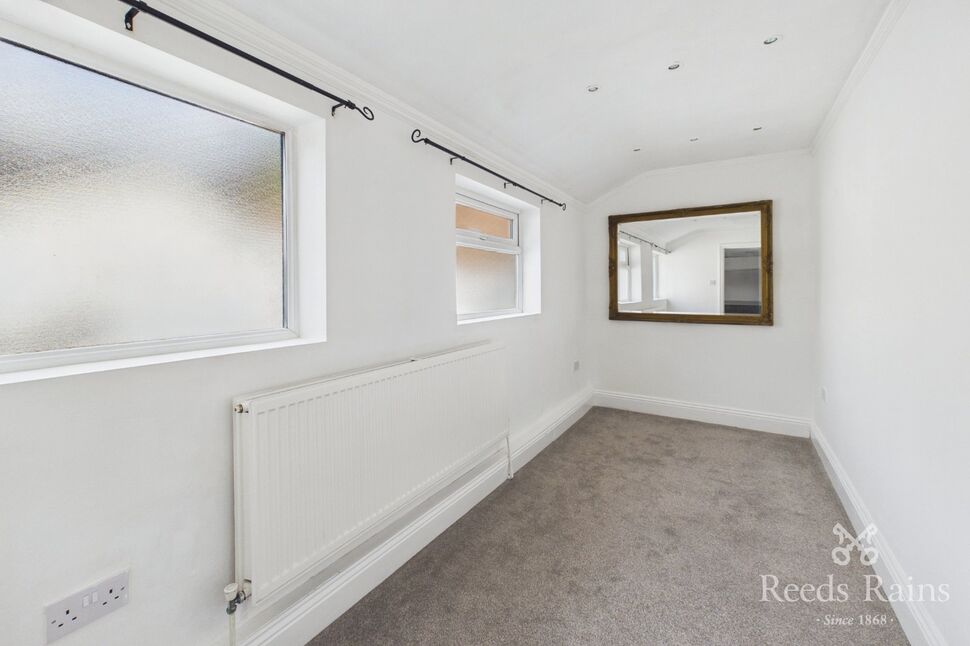 Office / 3rd Bedroom