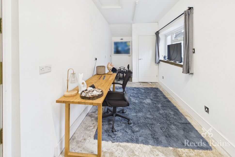 Studio / Office