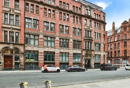 Whitworth Street, 1 bedroom  Flat to rent, £1,100 pcm