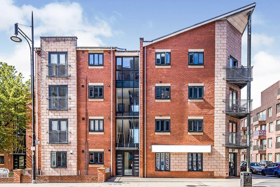 Main image of 2 bedroom Flat to rent, Stretford Road, Manchester, M15