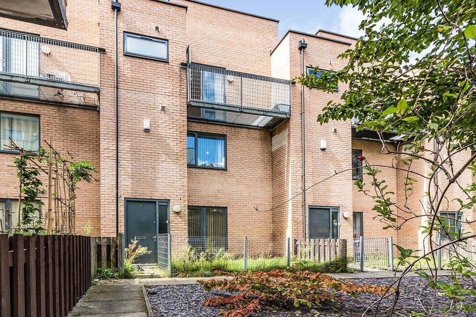 Main image of 3 bedroom House to rent, Betsham Street, Manchester, M15