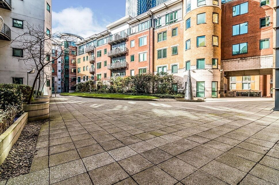 Main image of 2 bedroom  Flat to rent, City Road East, Manchester, Greater Manchester, M15