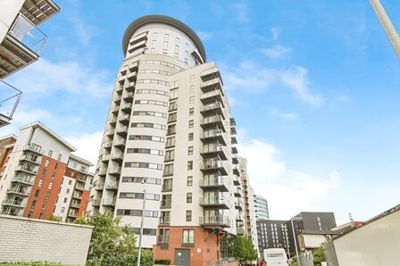 1 bedroom  Flat to rent