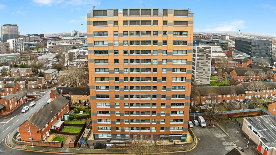 Main image of 2 bedroom Flat to rent, Brennan Close, Manchester, Greater Manchester, M15