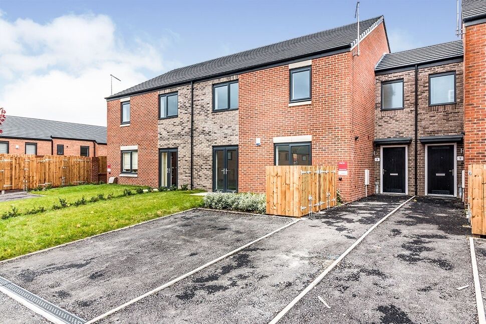 Main image of 2 bedroom Flat to rent, James Leach V C Road, Manchester, M40