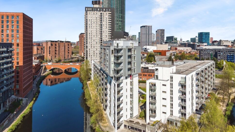 Main image of 2 bedroom Flat to rent, Water Street, Manchester, M3