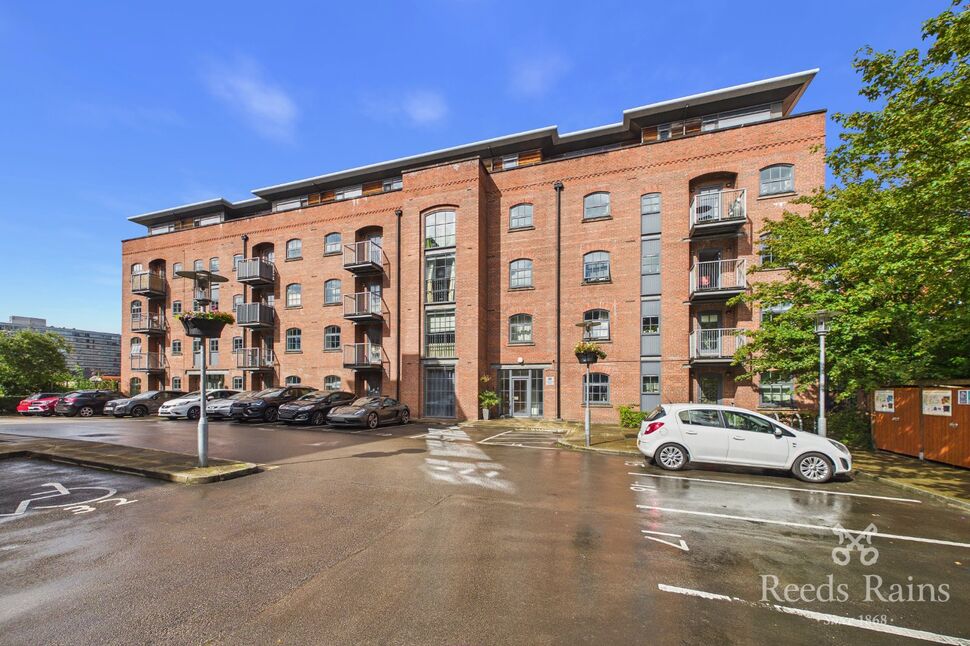 Main image of 2 bedroom Flat for sale, Chapeltown Street, Manchester, M1