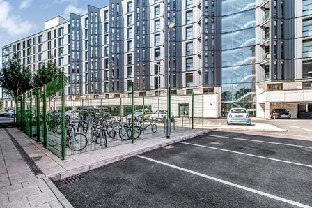 1 bedroom  Flat to rent