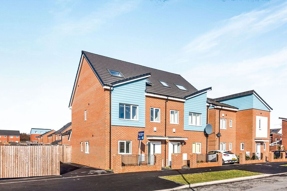 Main image of 4 bedroom Semi Detached House for sale, Sandal Street, Manchester, M40