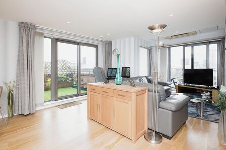 2 bedroom  Flat for sale
