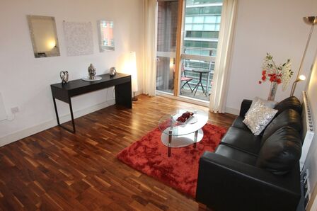 1 bedroom  Flat to rent