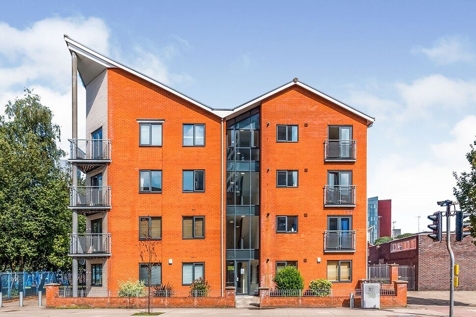 Main image of 2 bedroom Flat to rent, Stretford Road, Manchester, Greater Manchester, M15