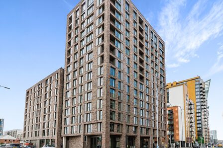 Bendix Street, 1 bedroom  Flat to rent, £1,260 pcm