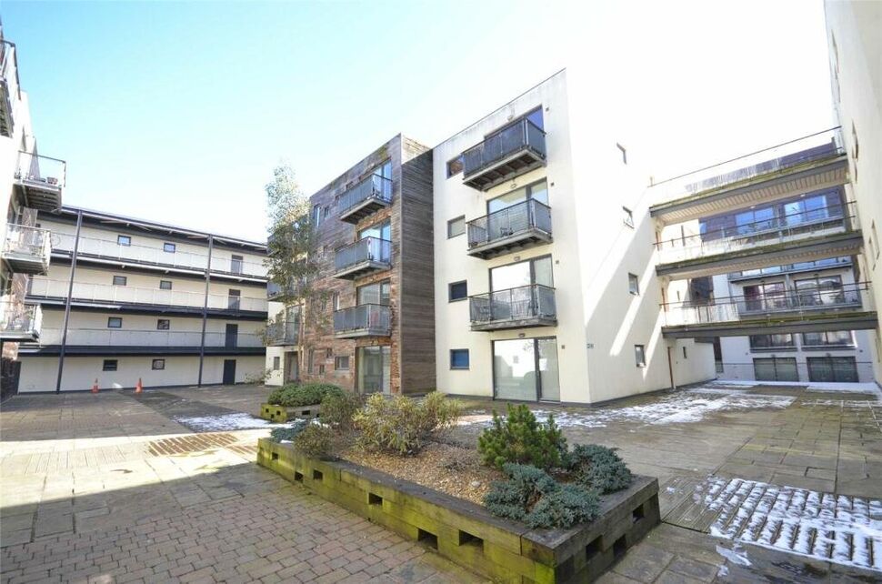 Main image of 2 bedroom Flat for sale, Isaac Way, Manchester, M4