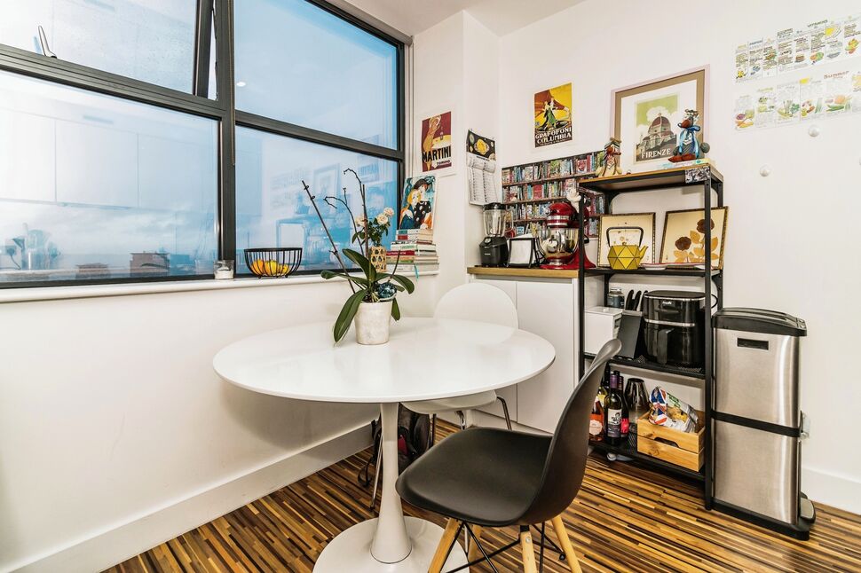 1 bedroom Flat for sale, Chester Road, Old Trafford, M16 £118,500