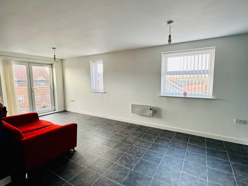 2 bedroom Flat for sale, Ivy Graham Close, Manchester, M40 £115,000