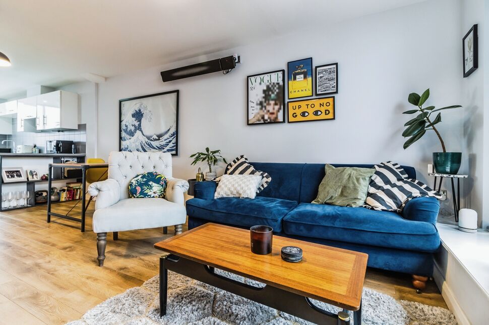 Main image of 2 bedroom Flat for sale, Chester Road, Manchester, M16