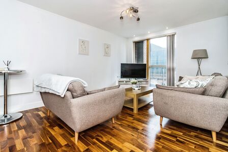 Whitworth Street West, 2 bedroom  Flat for sale, £270,000