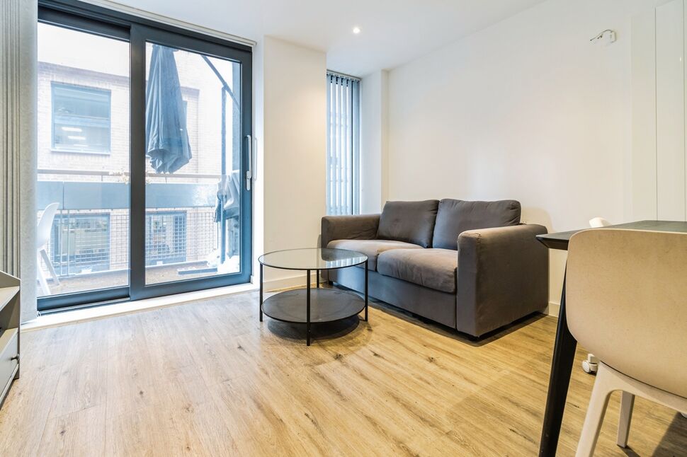 2 bedroom  Flat for sale