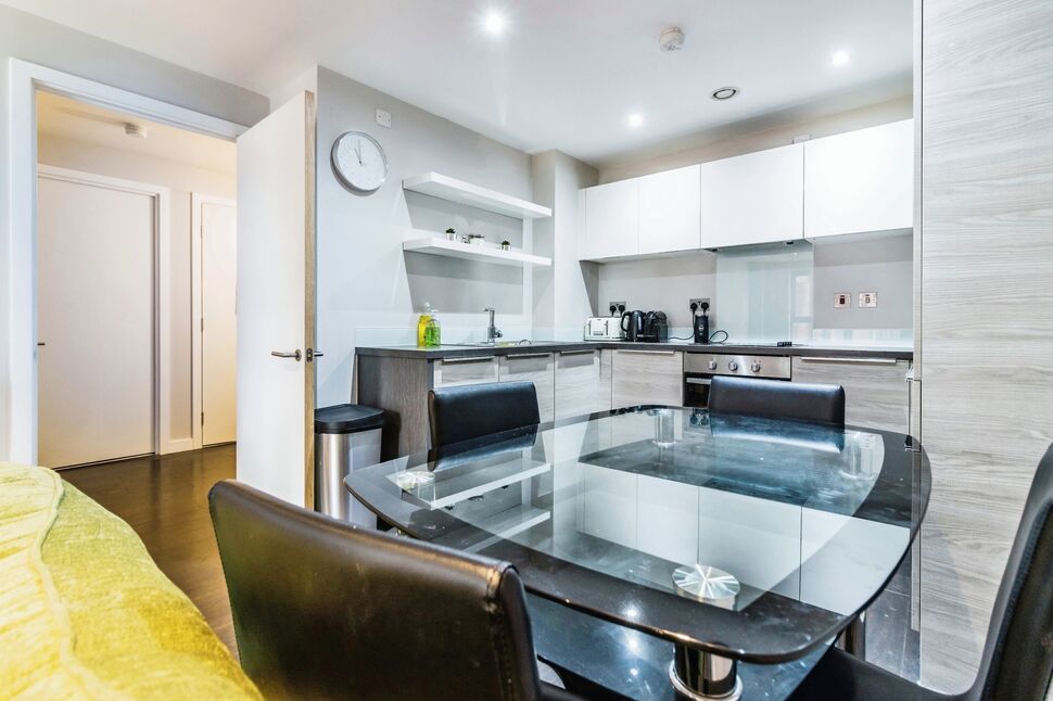 2 bedroom Flat for sale, Great Ancoats Street, Manchester, M4 £260,000