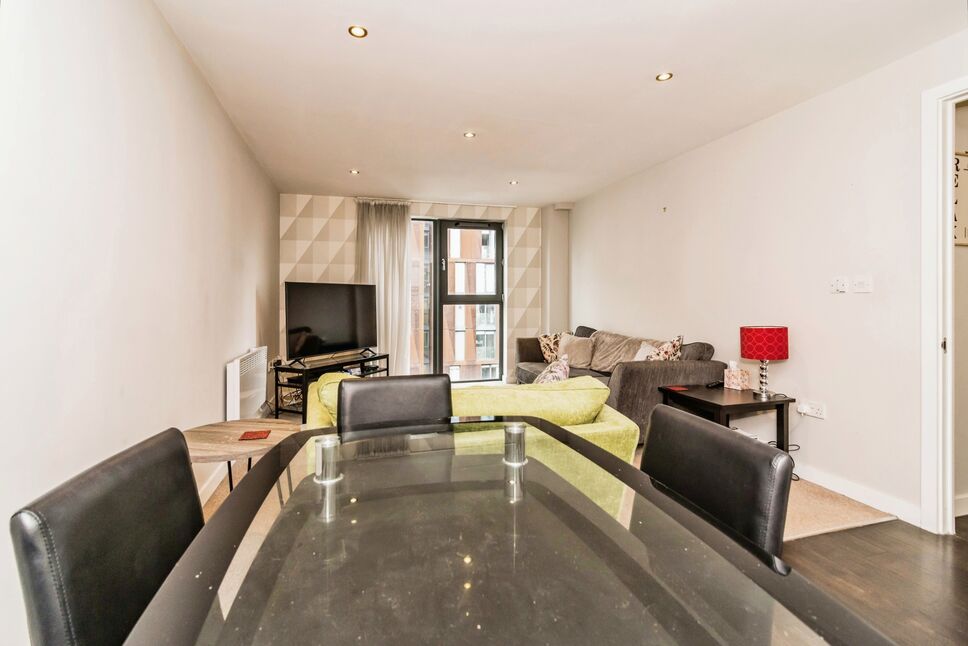 2 bedroom Flat for sale, Great Ancoats Street, Manchester, M4 £260,000