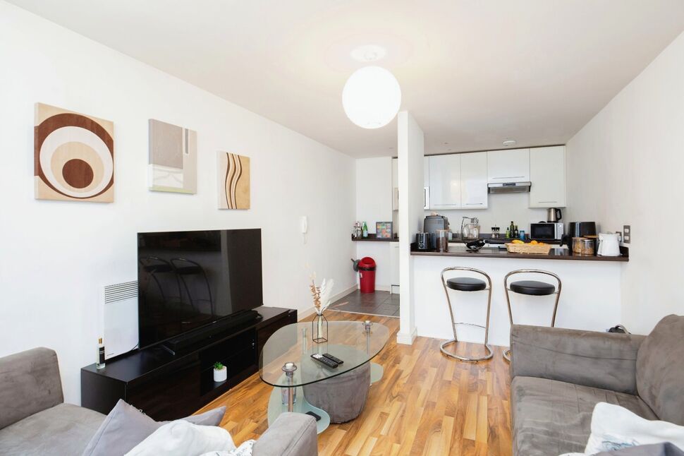 Living Area / Kitchen