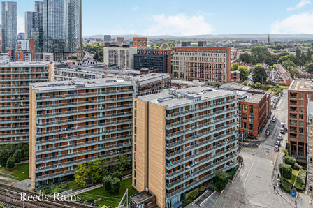 Kelso Place, 2 bedroom  Flat for sale, £240,000