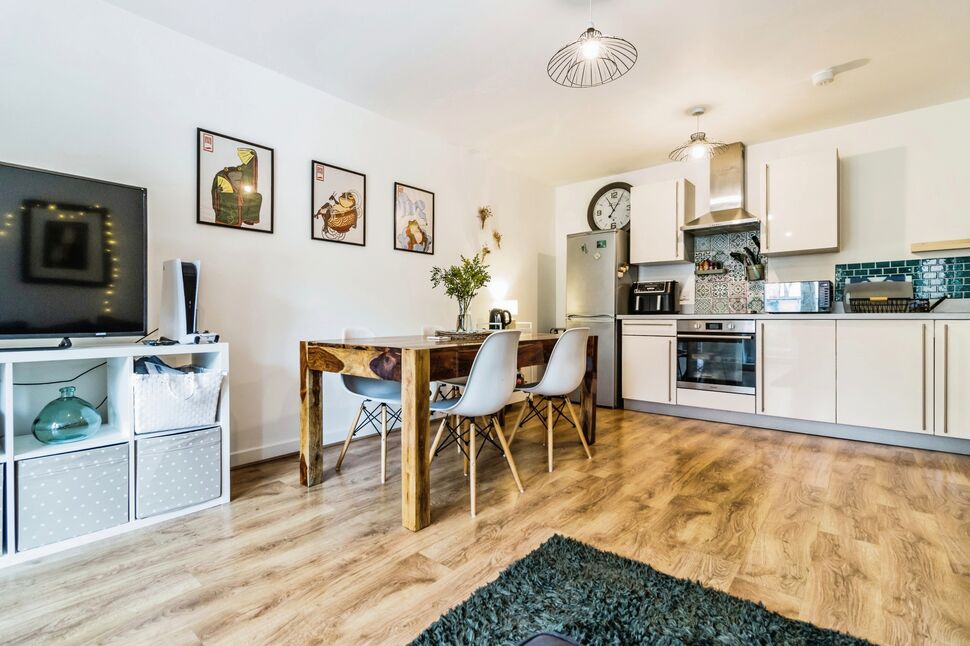 Living Area / Kitchen