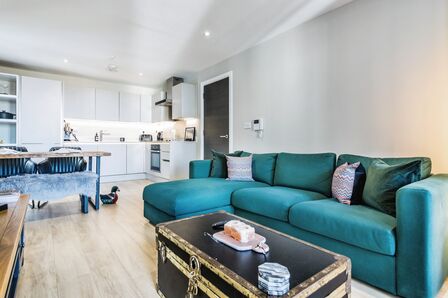 2 bedroom  Flat for sale