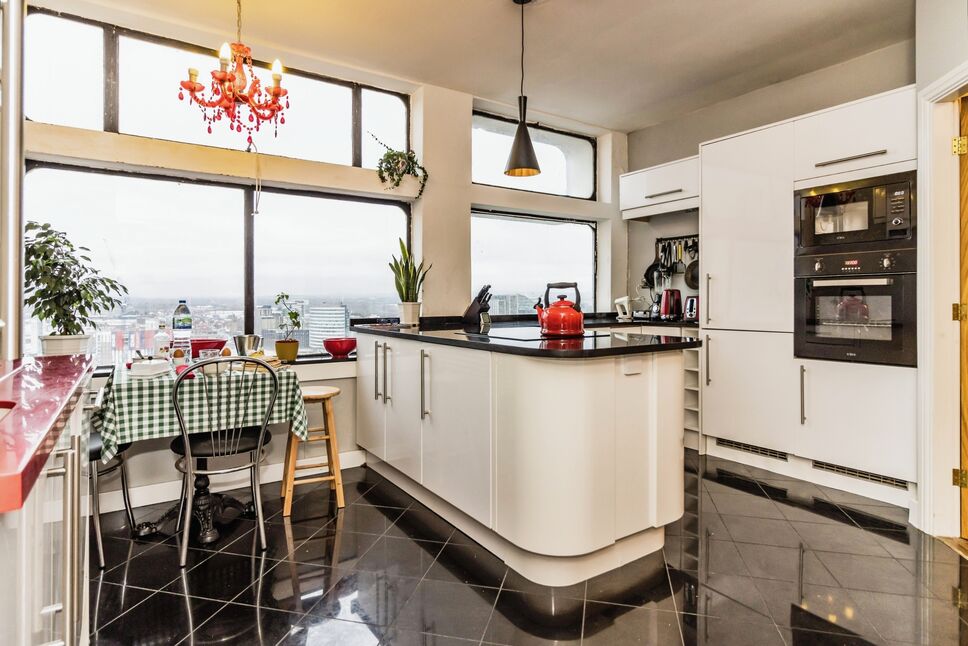 1 bedroom  Flat for sale
